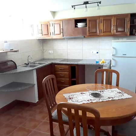 Charming In With Shared Pool - 55 Sqm * Monchique