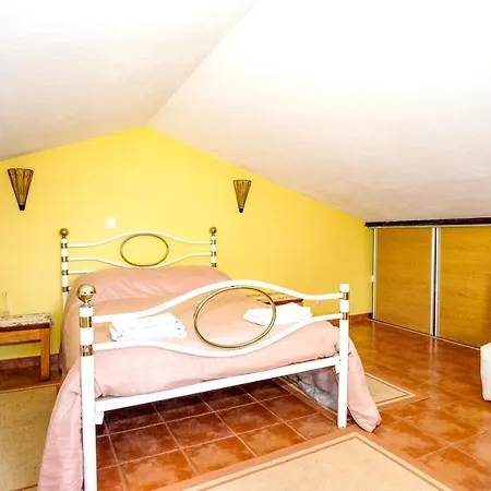 Lejlighed Charming In With Shared Pool - 55 Sqm Monchique