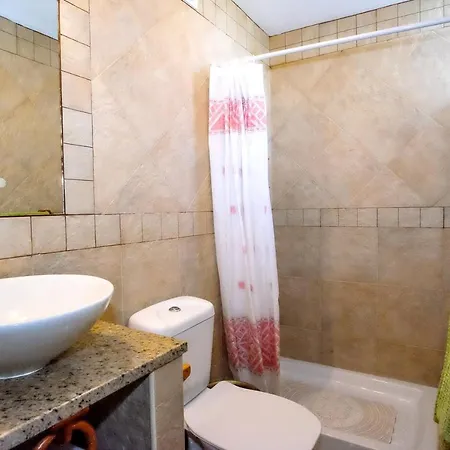Charming In With Shared Pool - 55 Sqm * Monchique